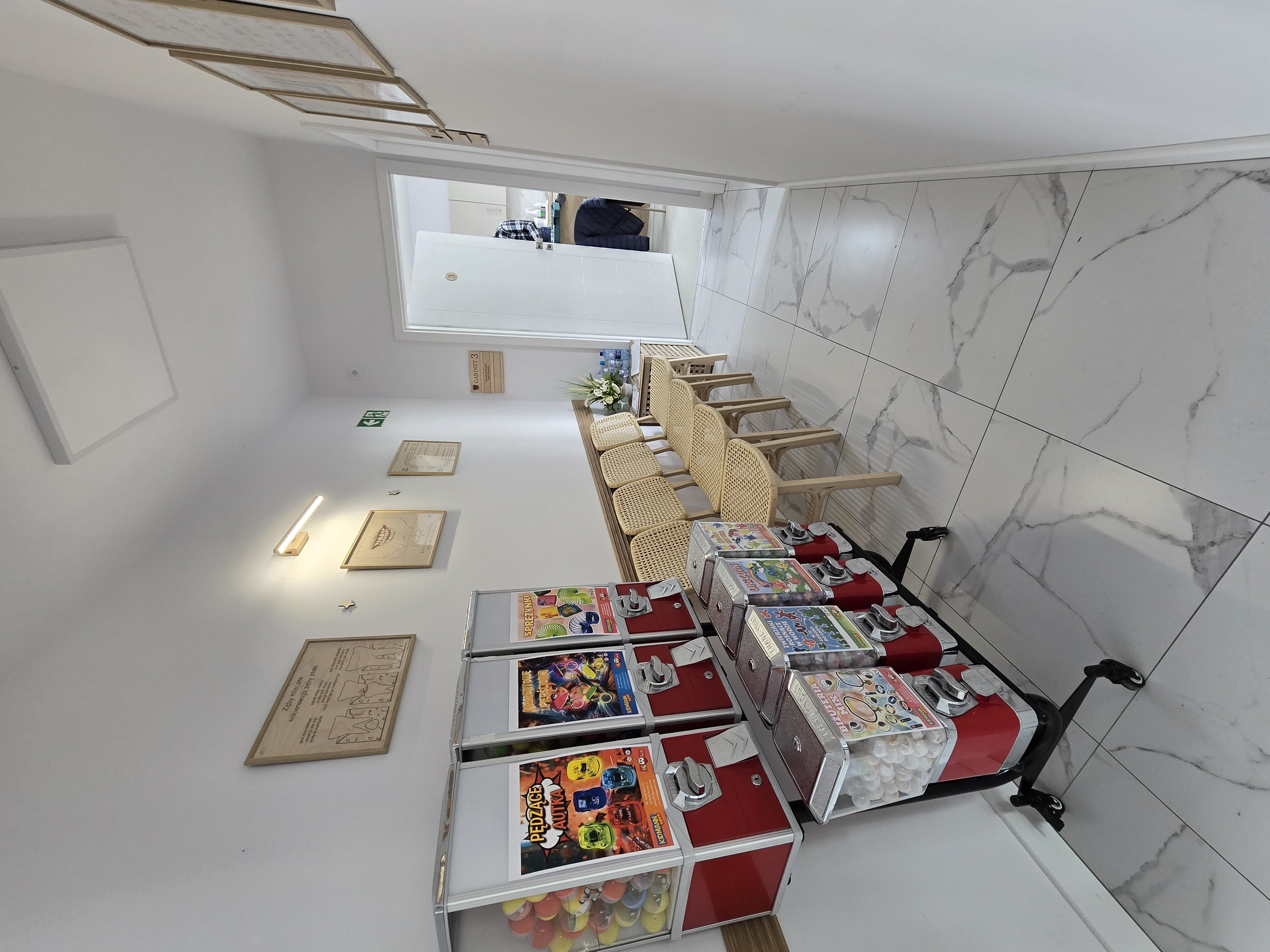 pierwsza wizyta stomatolog dzieciecy leszno